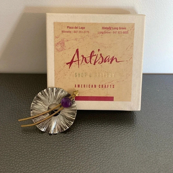 Artisan Vintage Pin - Picture 1 of 5